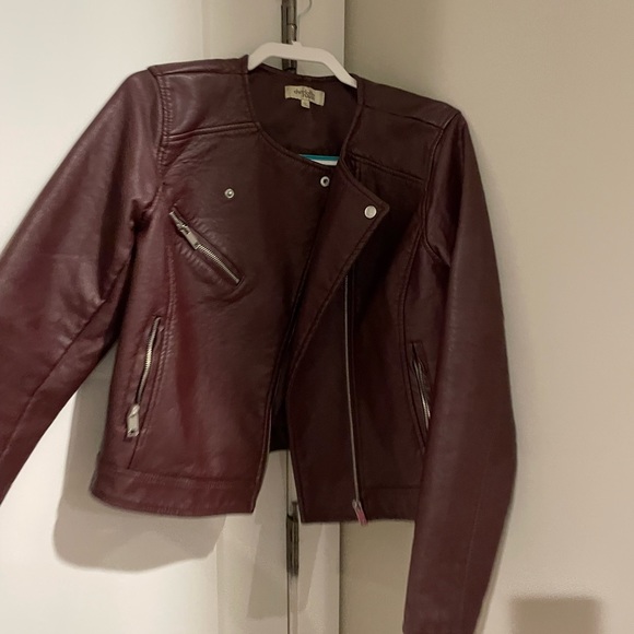 Maroon jacket - Picture 2 of 2